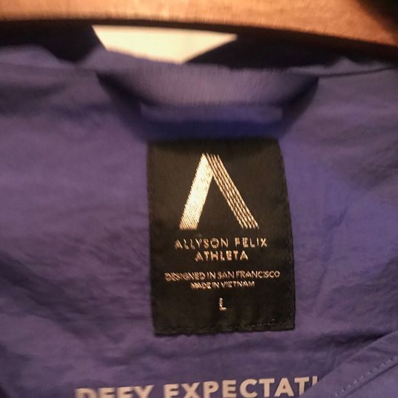 Athleta x Allyson Felix Purple Long Packable Lightweight Windbreaker hood Sz L - Picture 2 of 15